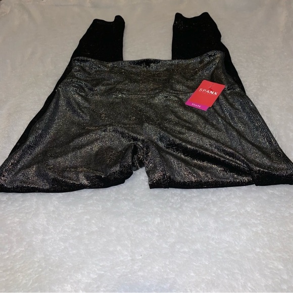 Spanx Velvet High Waist Leggings Size Large - Picture 6 of 13